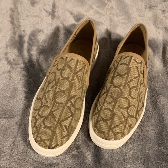 Sold βοΈπ΄ π΄ π΄ - Picture 2 of 5